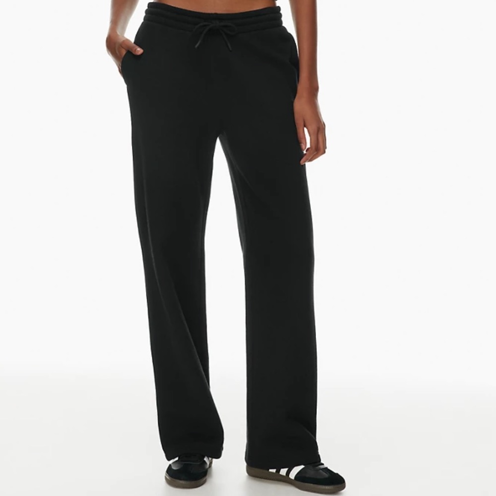 TNA Boyfriend Wide Sweatpant NWT